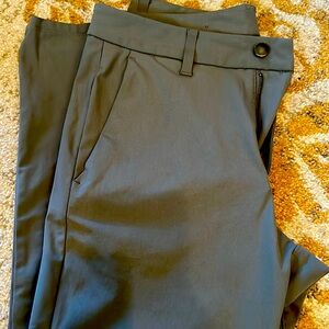 Men’s Lululemon Slim Fit Trouser